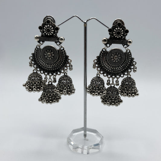Tribhanga Bloom – Triple Jhumka Chand Earrings